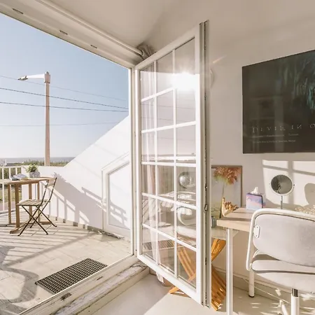 Holiday home 26: Baleal Front Retreat *