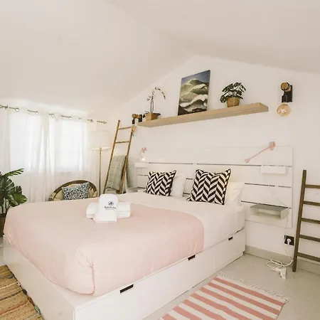 26: Baleal Front Retreat Holiday home