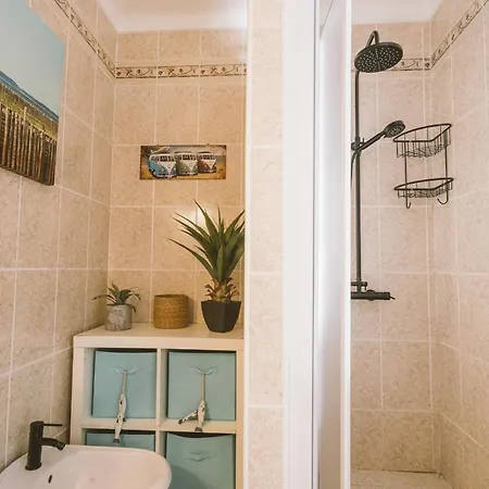 Holiday home 26: Baleal Front Retreat Ferrel (Leiria)