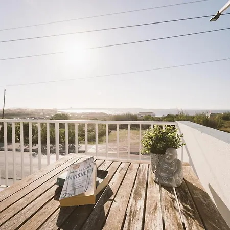 Holiday home 26: Baleal Front Retreat *